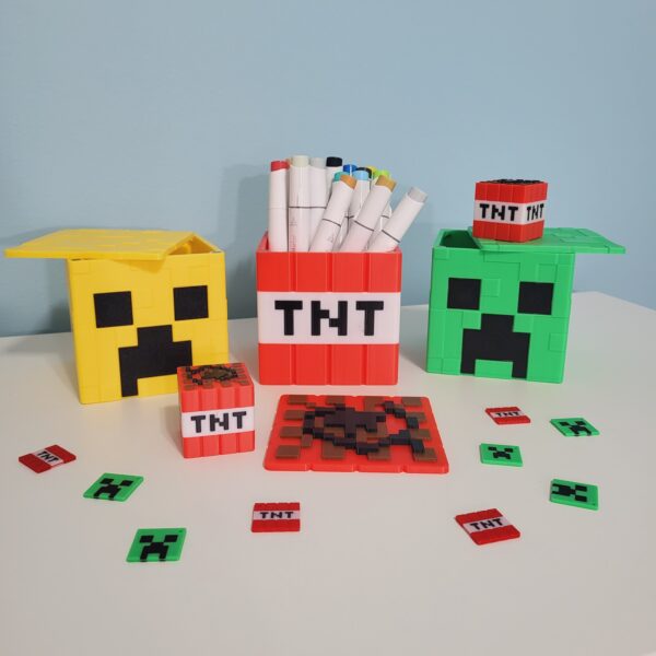 Minecraft TNT Block, 3D Printed TNT Cube, Minecraft Creeper Box, Minecraft Style Gamer Gift, Minecraft Holders, Cute Office Table Decor