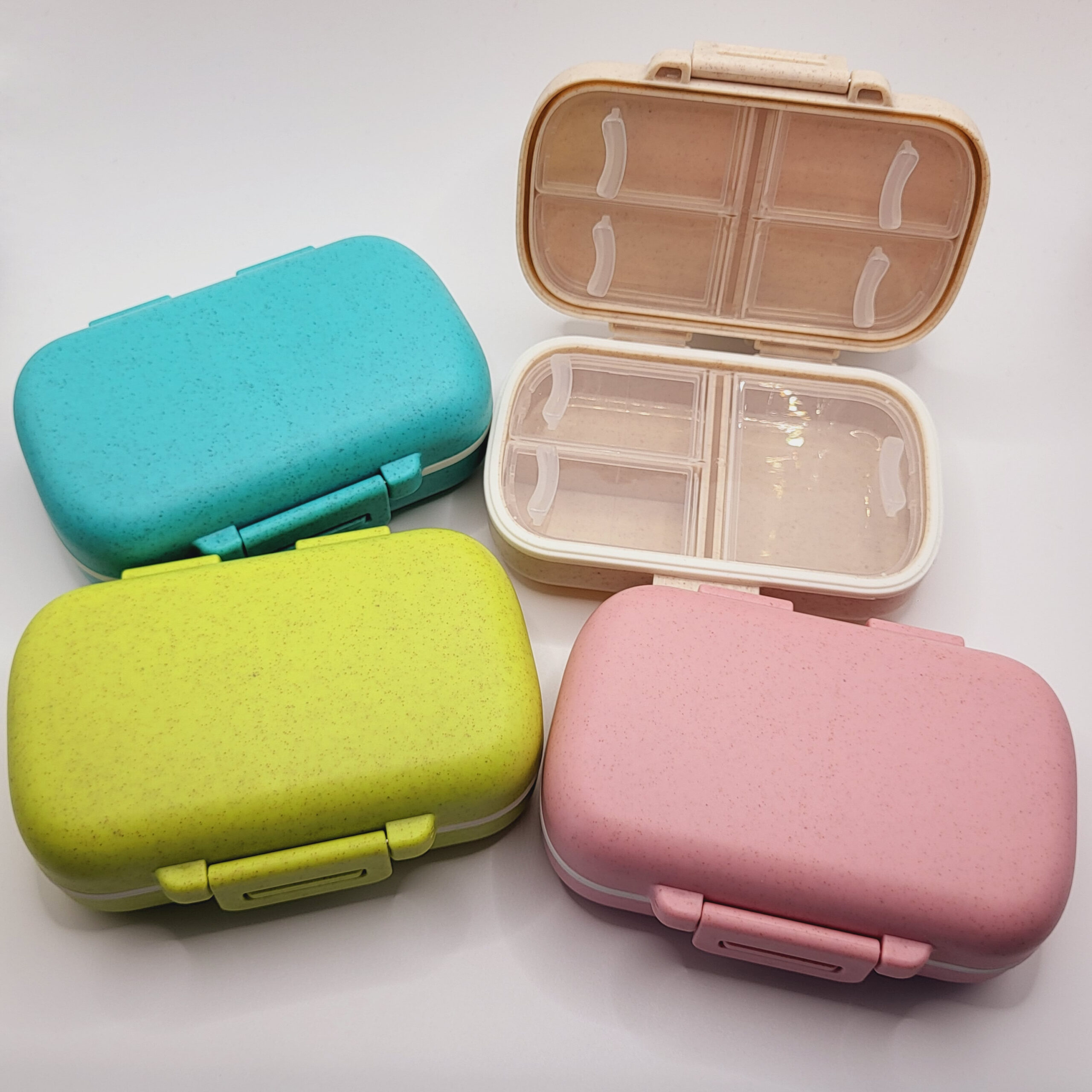 Travel Pill Case with 281 Pre-cut Pill Labels, Mini Stickers in Small, Medium, Large Sizes for Pill Organizer, Vitamin Storage Container - Image 3